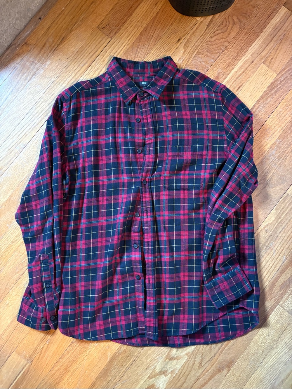 Uniqlo Men's Red & Black Plaid Button-Up Shirt